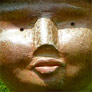 Sculpture d'extérieur, personnage avec chapeau