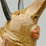 Epi de faitage animal : sculpture céramique d'oiseau fantastique